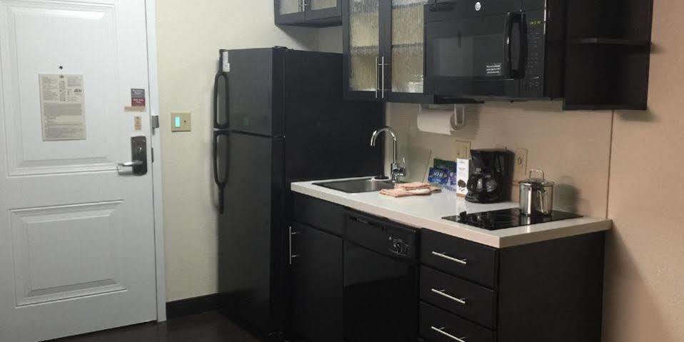 Candlewood Suites Woodward By Ihg Экстерьер фото